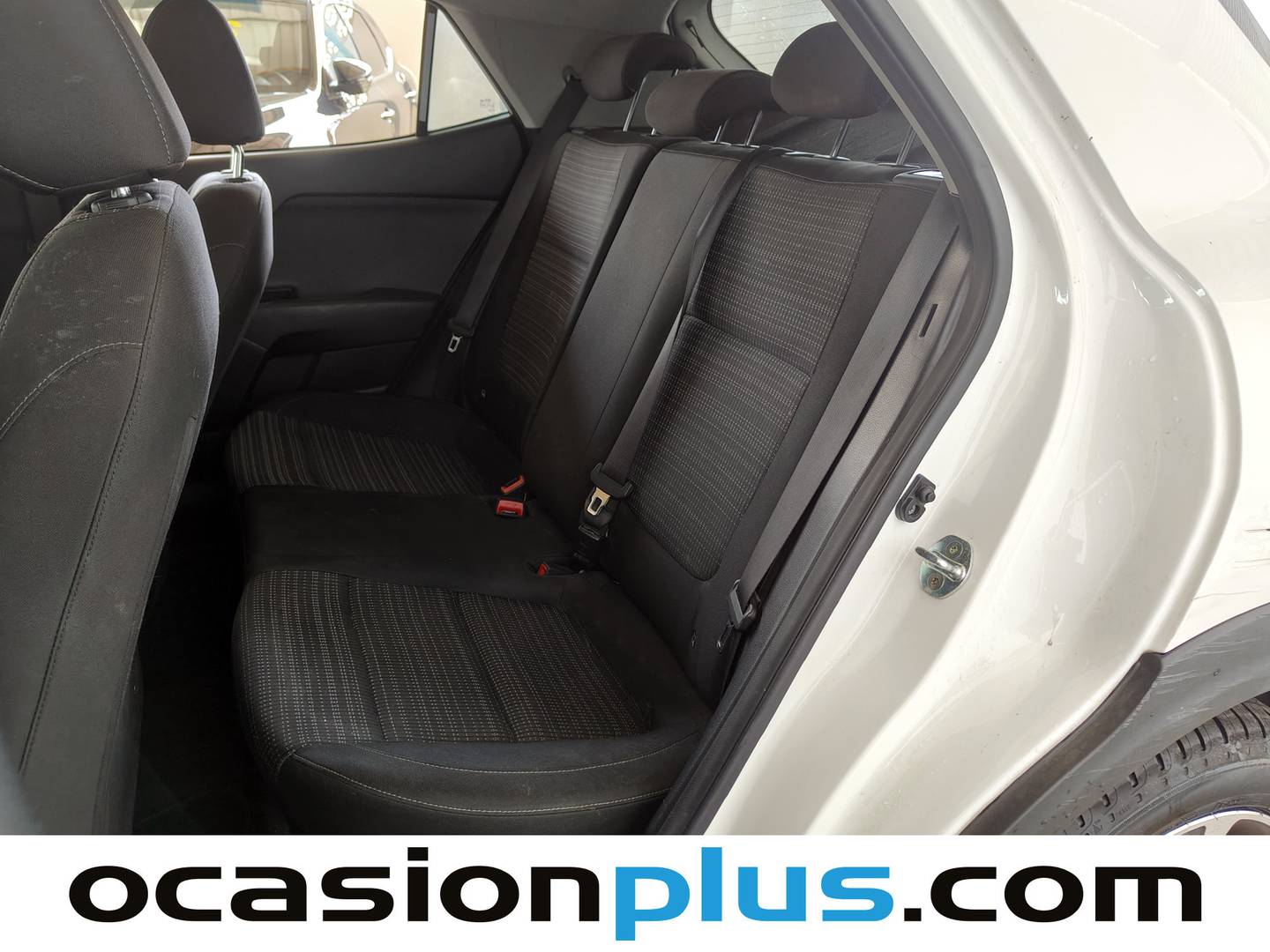 Foto asientos traseros KIA Stonic KIA Stonic 1.0 T-GDi Drive (100 CV)