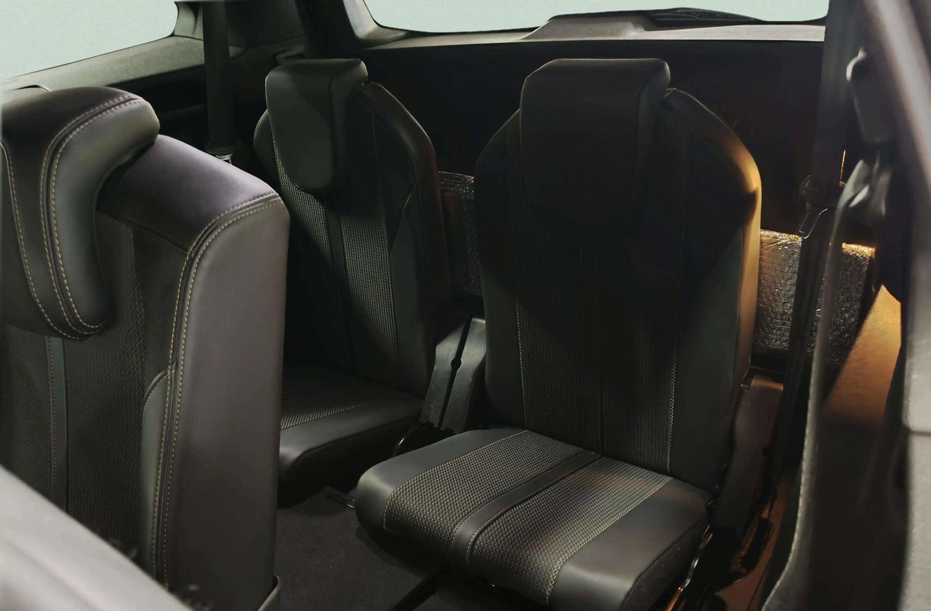 Peugeot 5008 BlueHDi 130 GT EAT8 7 plazas - foto 8