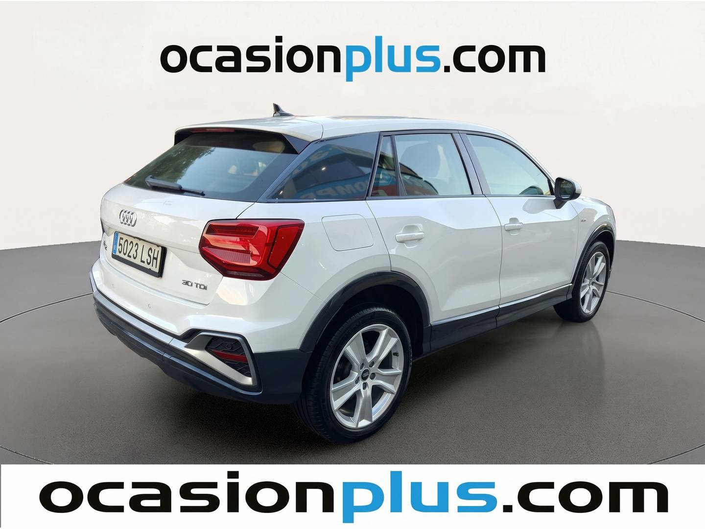 Foto trasera Audi Q2 Audi Q2 S line 30 TDI (116 CV) S tronic derecha