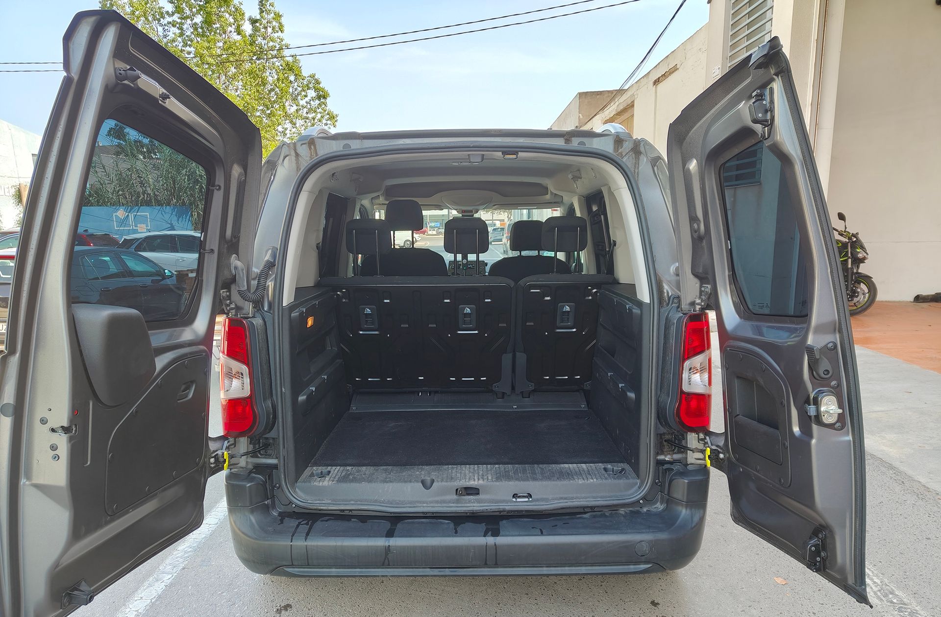 Opel Combo 1.2 Turbo Expression L - foto 13