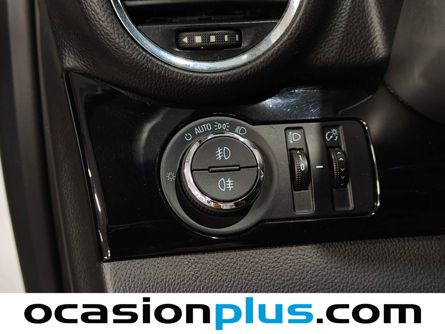 Acabados Chevrolet Orlando Chevrolet Orlando 2.0 VCDI LTZ (163 CV) 7 Plazas