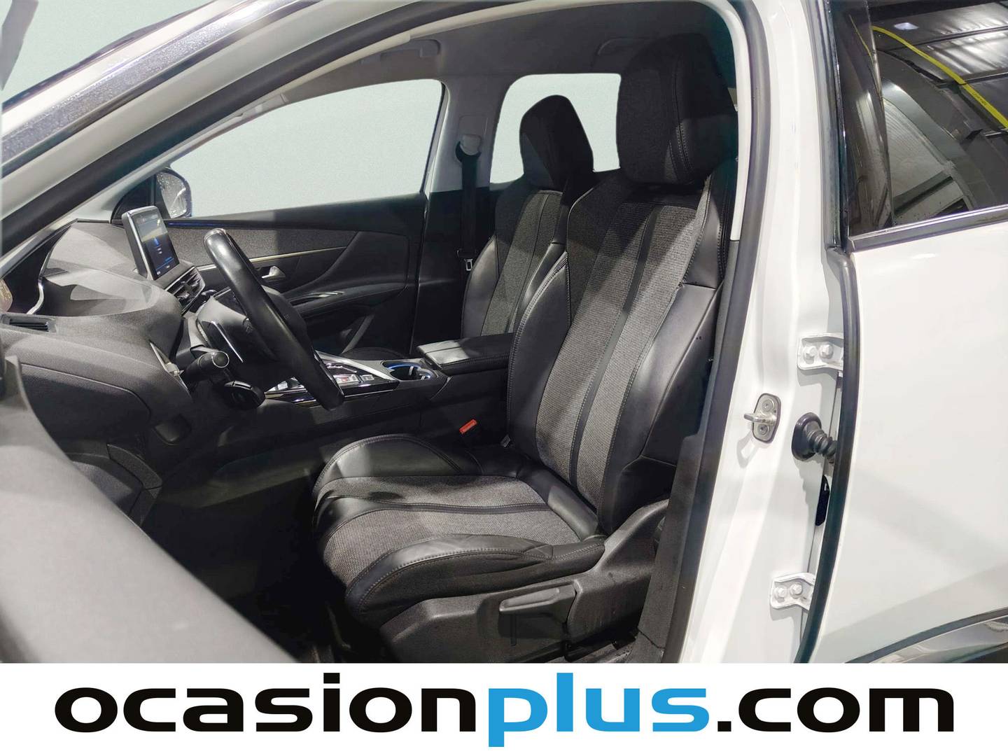 Foto Peugeot 3008 Peugeot 3008 BlueHDi 120 S&S Allure EAT6 (120 CV)