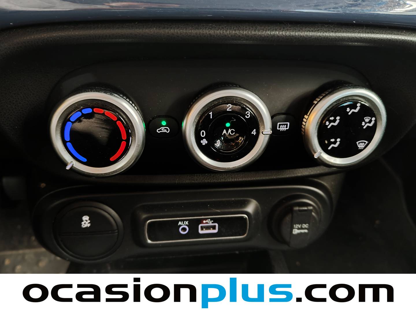 Extras y acabados del Fiat 500L Fiat 500L 1.4 16v Pop Star (95 CV)