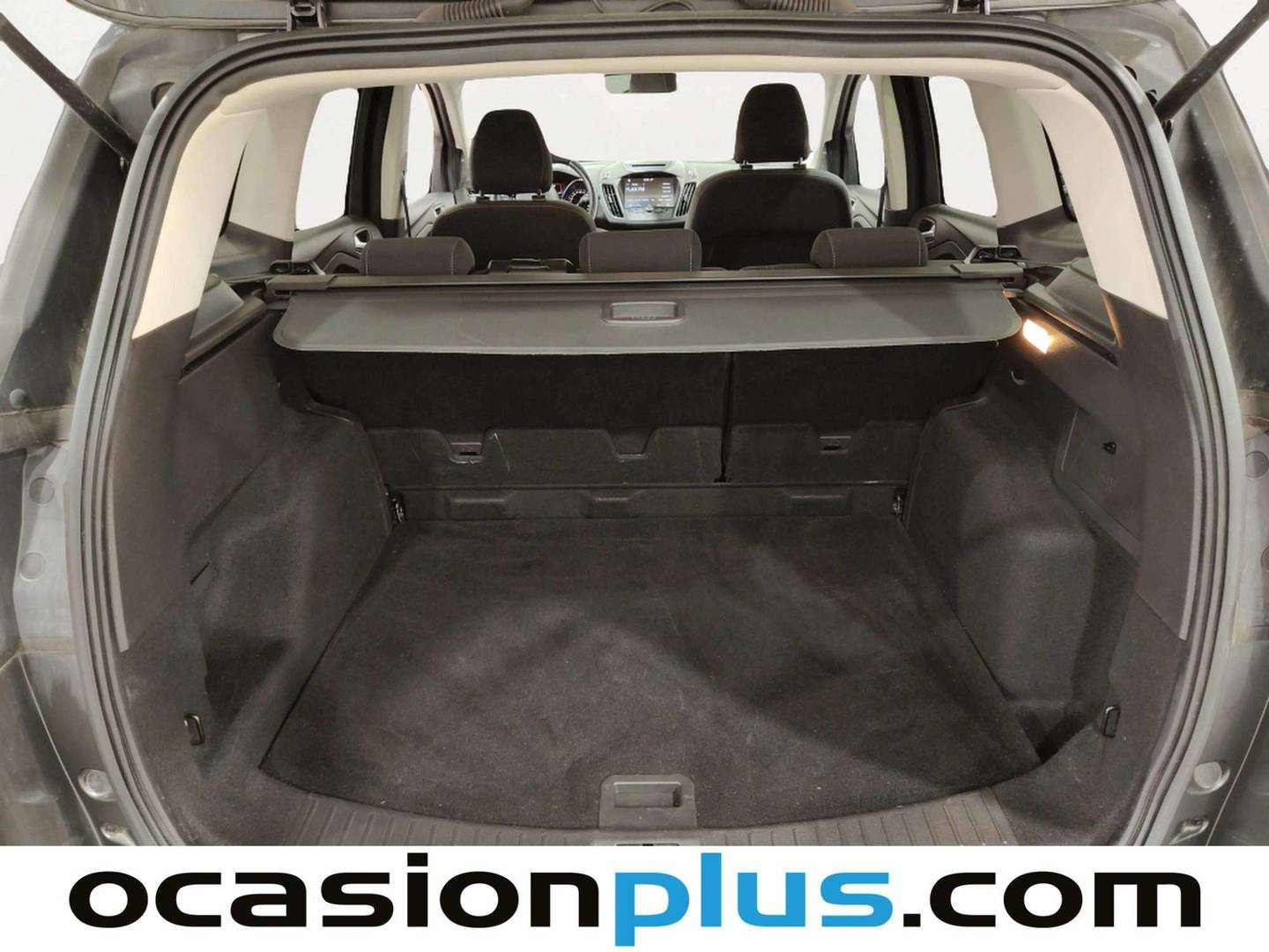 Fotos maletero Ford Kuga Ford Kuga 1.5 EcoBoost S&S Trend+ 4x2 (120 CV)