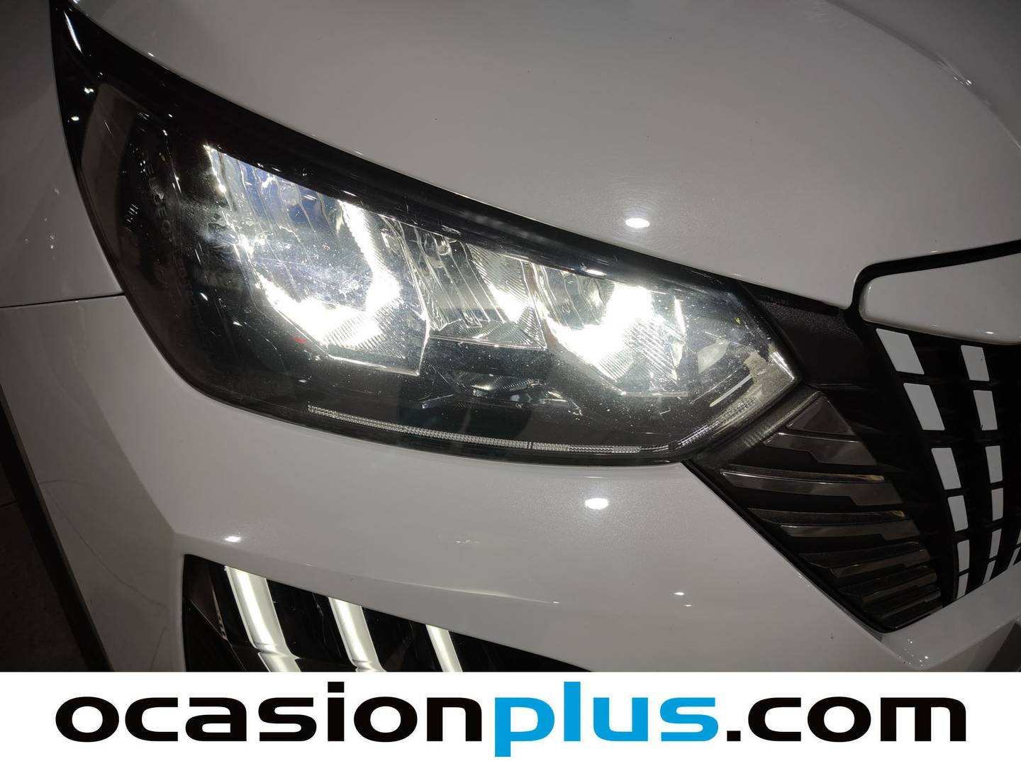 Acabados Peugeot 2008 Peugeot 2008 PureTech 100 S&S Allure (100 CV)