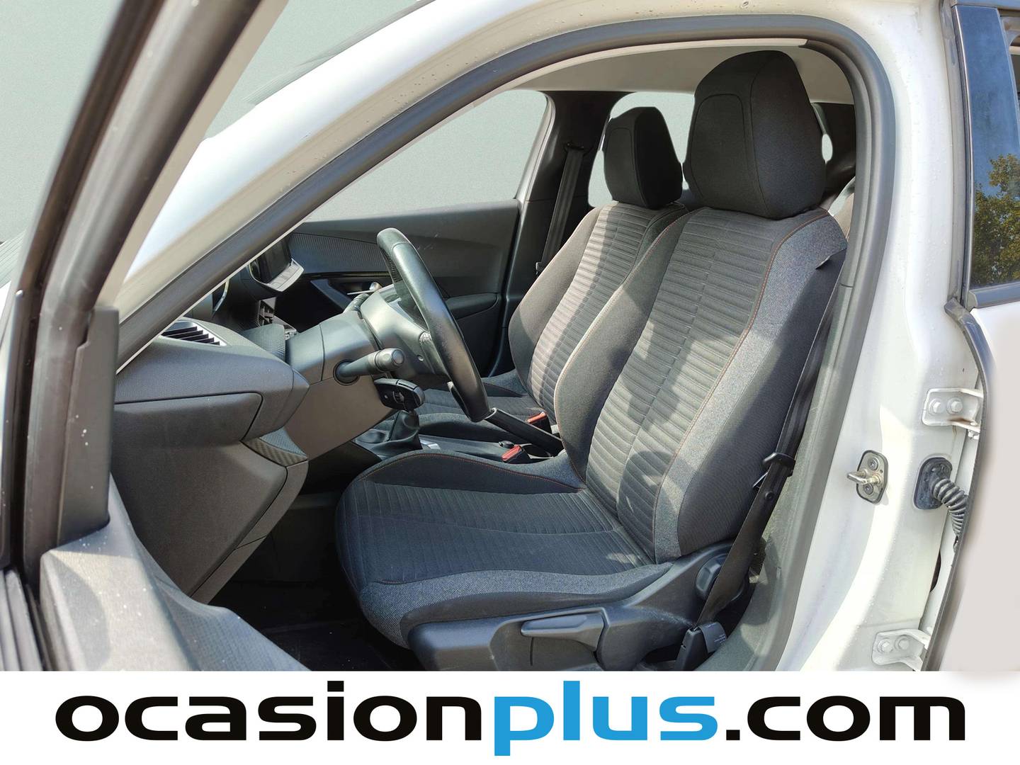 Foto Peugeot 2008 Peugeot 2008 BlueHDi 100 S&S Active (100 CV)