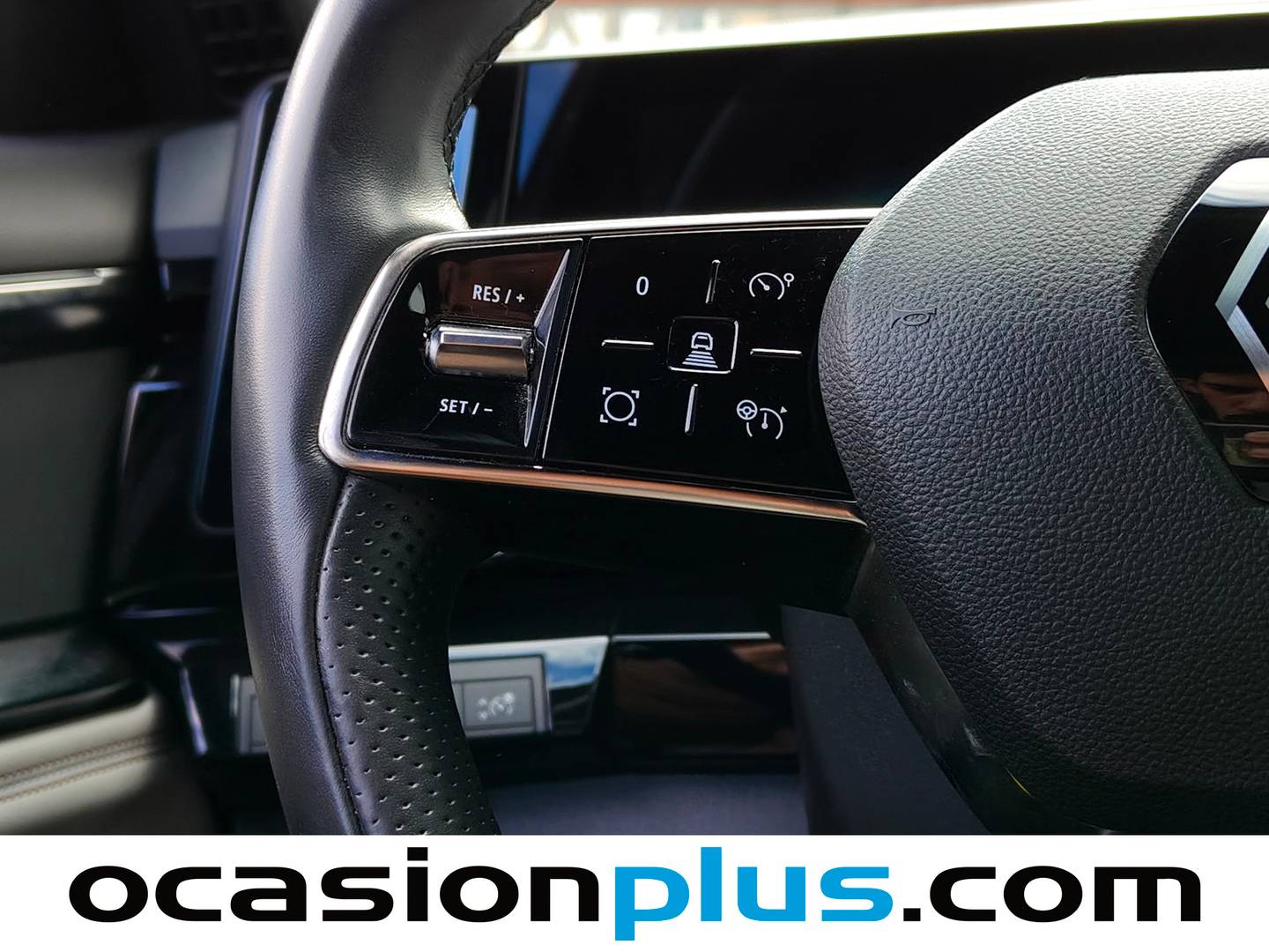 Foto Renault Espace Renault Espace E-Tech 200 full hybrid Iconic (200 CV) 7 Plazas