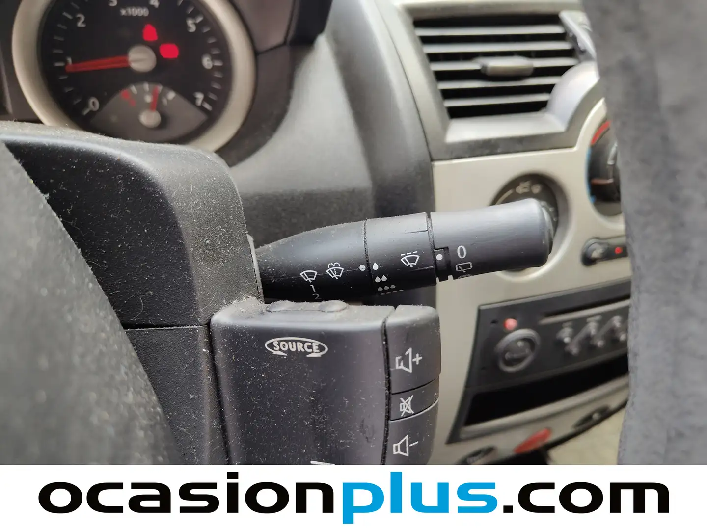 Foto Renault Mégane Renault Megane 1.4 16v Confort Expression (98 CV)