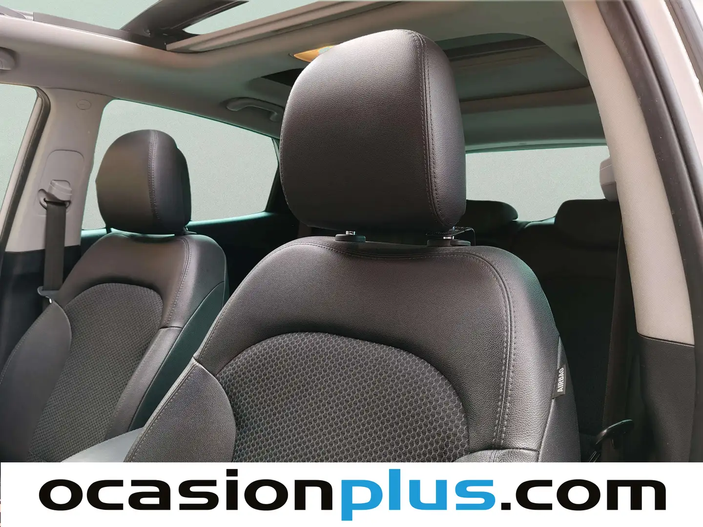 Foto Hyundai ix35 Hyundai ix35 1.7 CRDi SLE Sky 4x2 (115 CV)