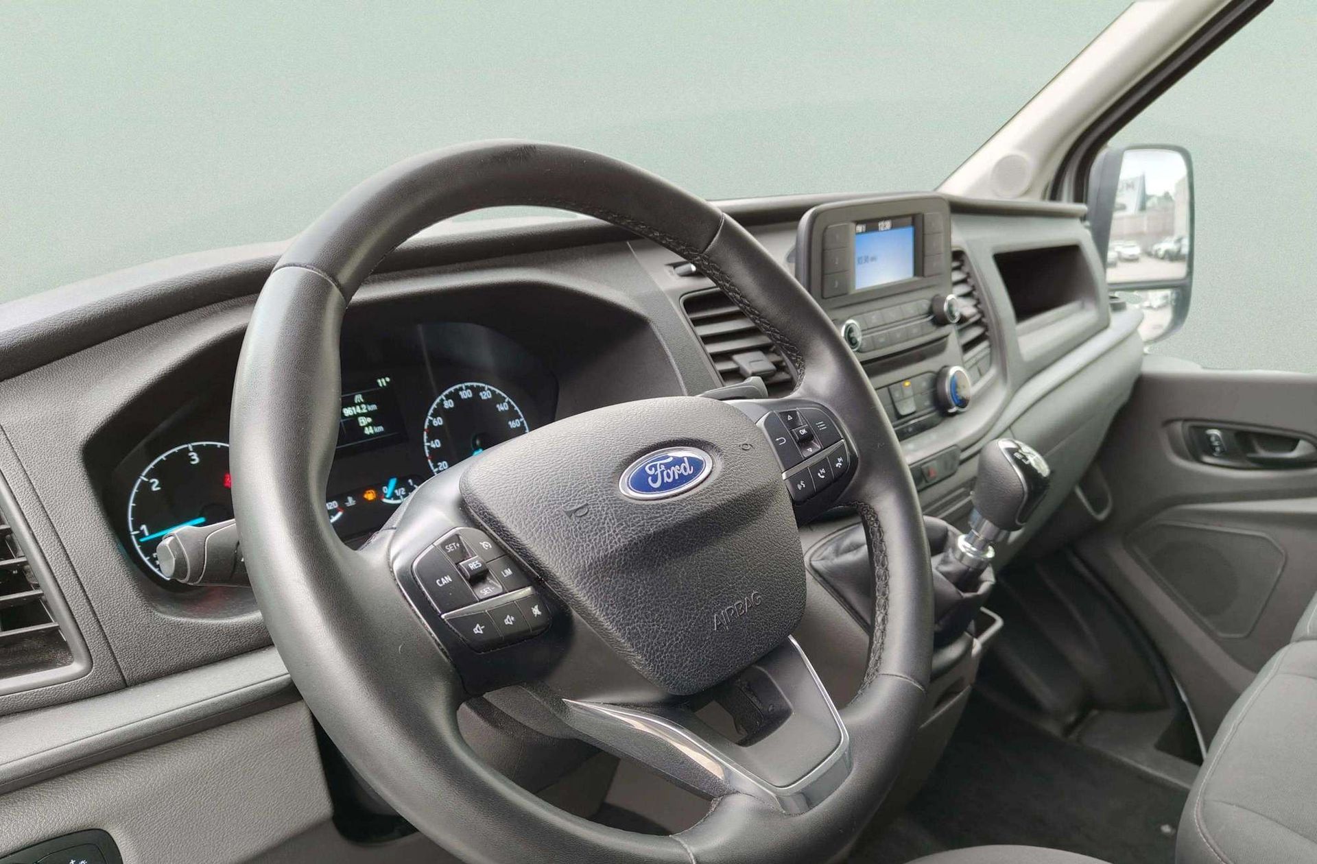 Ford Transit Furgon 350 L3H2 Trend - foto 18
