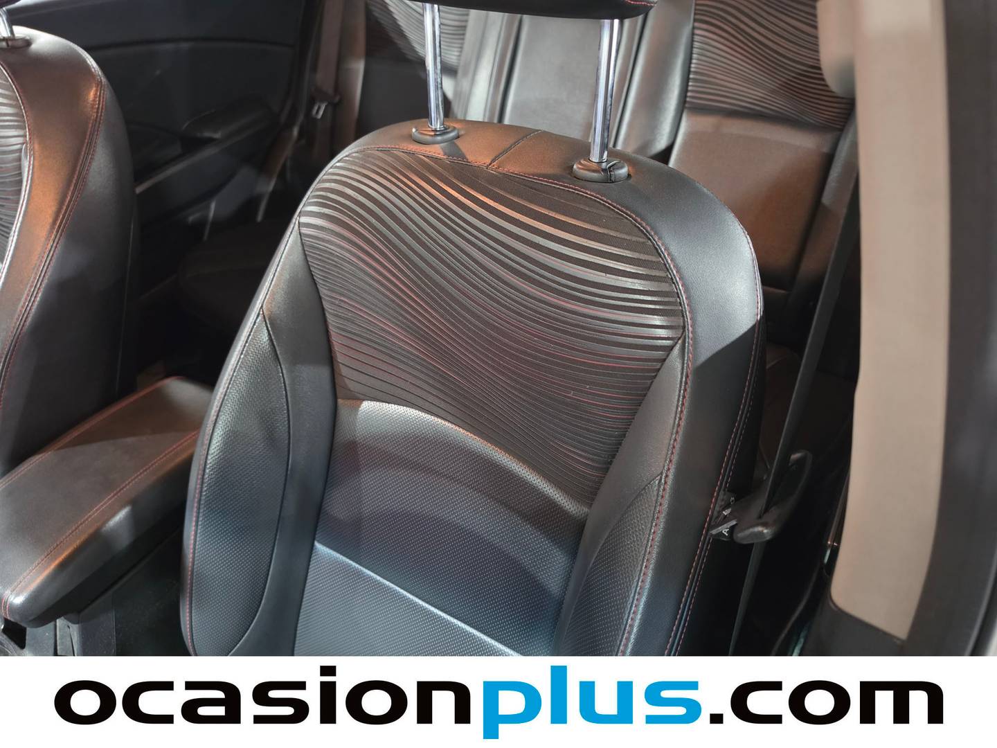 Extras y acabados del SsangYong XLV SsangYong XLV D16T Premium (115 CV)
