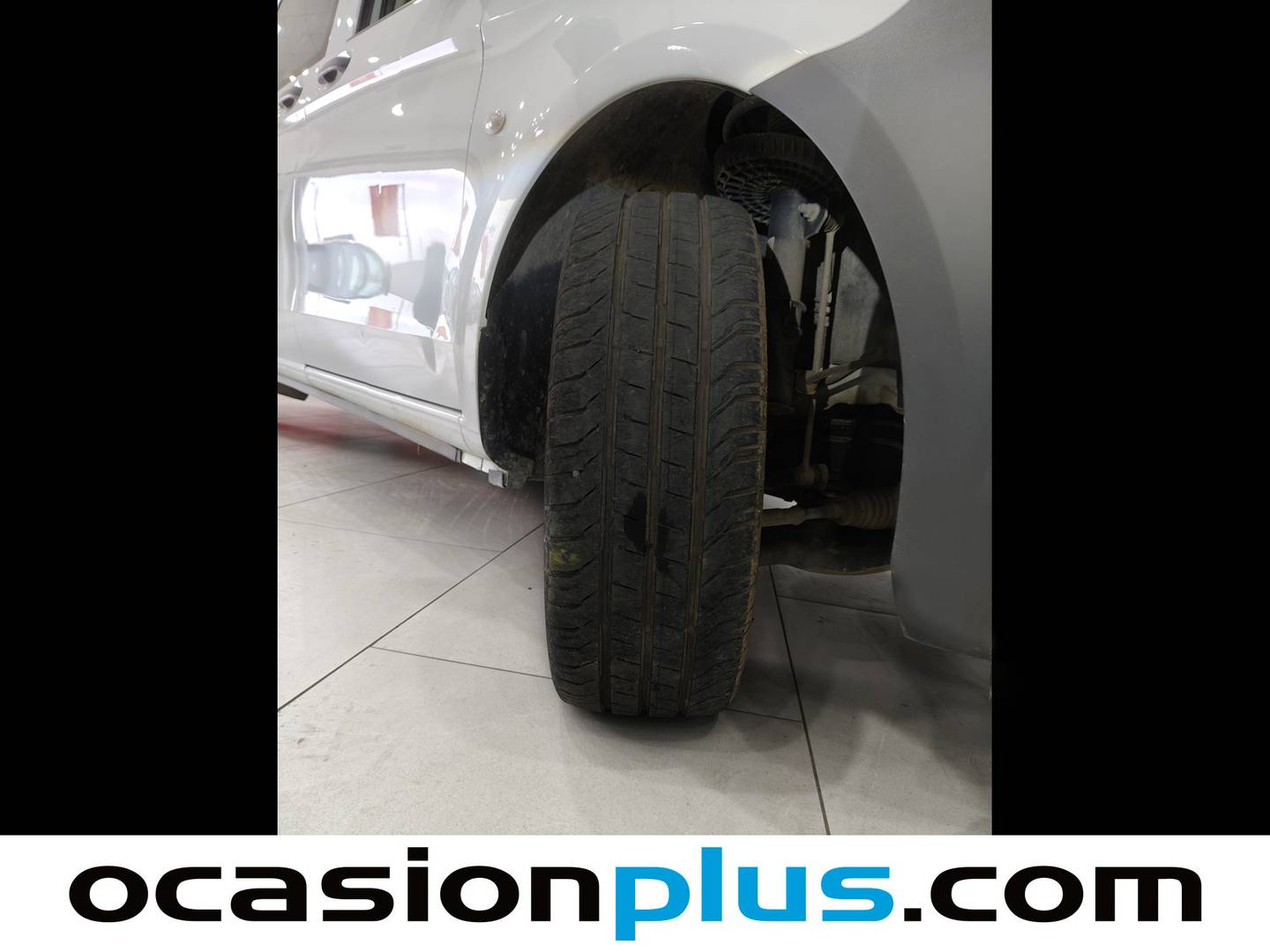 Foto Mercedes Vito Mercedes-Benz Vito 114 CDI Tourer Pro Larga AT (136 CV)