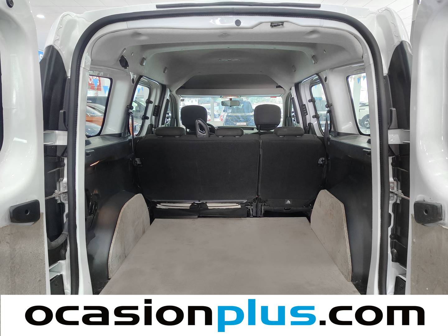 Fotos maletero Dacia Dokker Dacia Dokker Essential Blue dCi (95 CV)