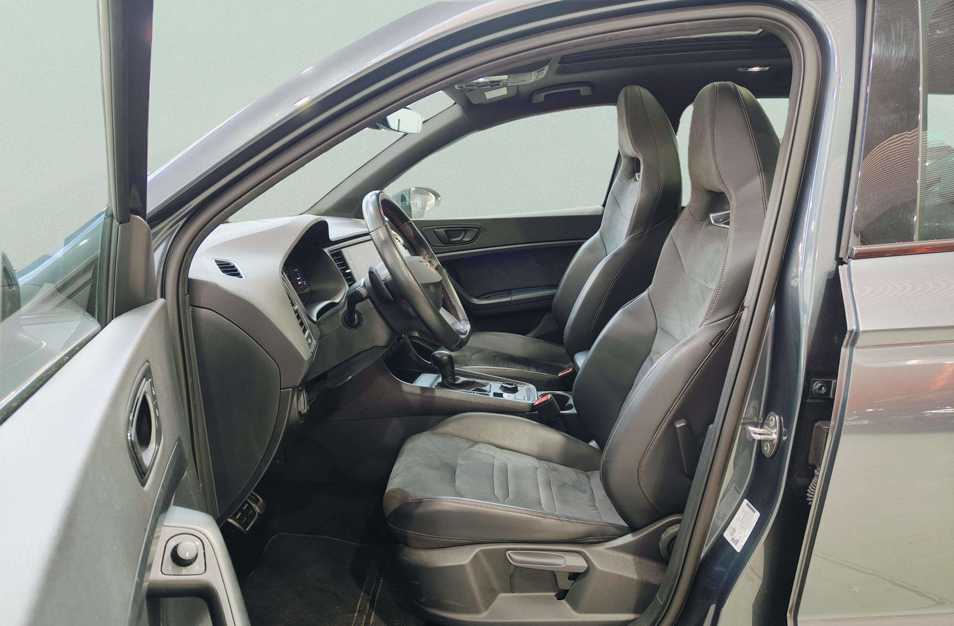 Cupra Ateca 2.0 TSI 4Drive DSG - foto 13