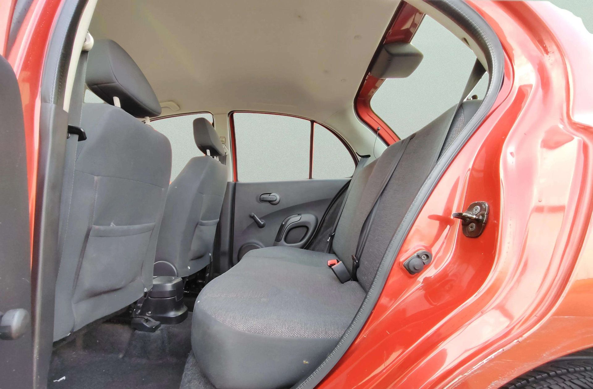 Nissan Micra 1.2 Visia AA - foto 8