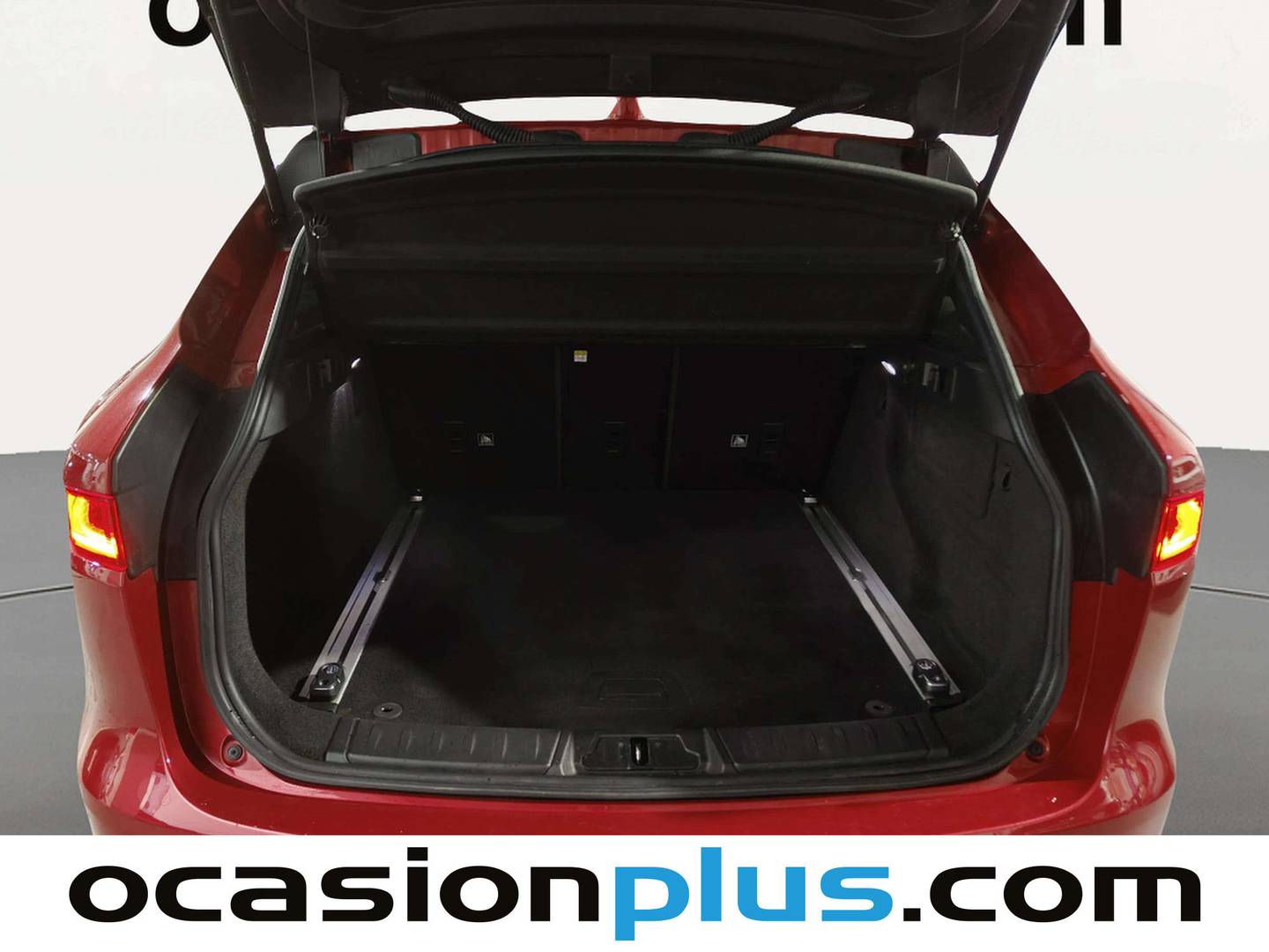 Foto Jaguar F-Pace Jaguar F-PACE 2.0L i4D R-Sport AWD Auto (180 CV)