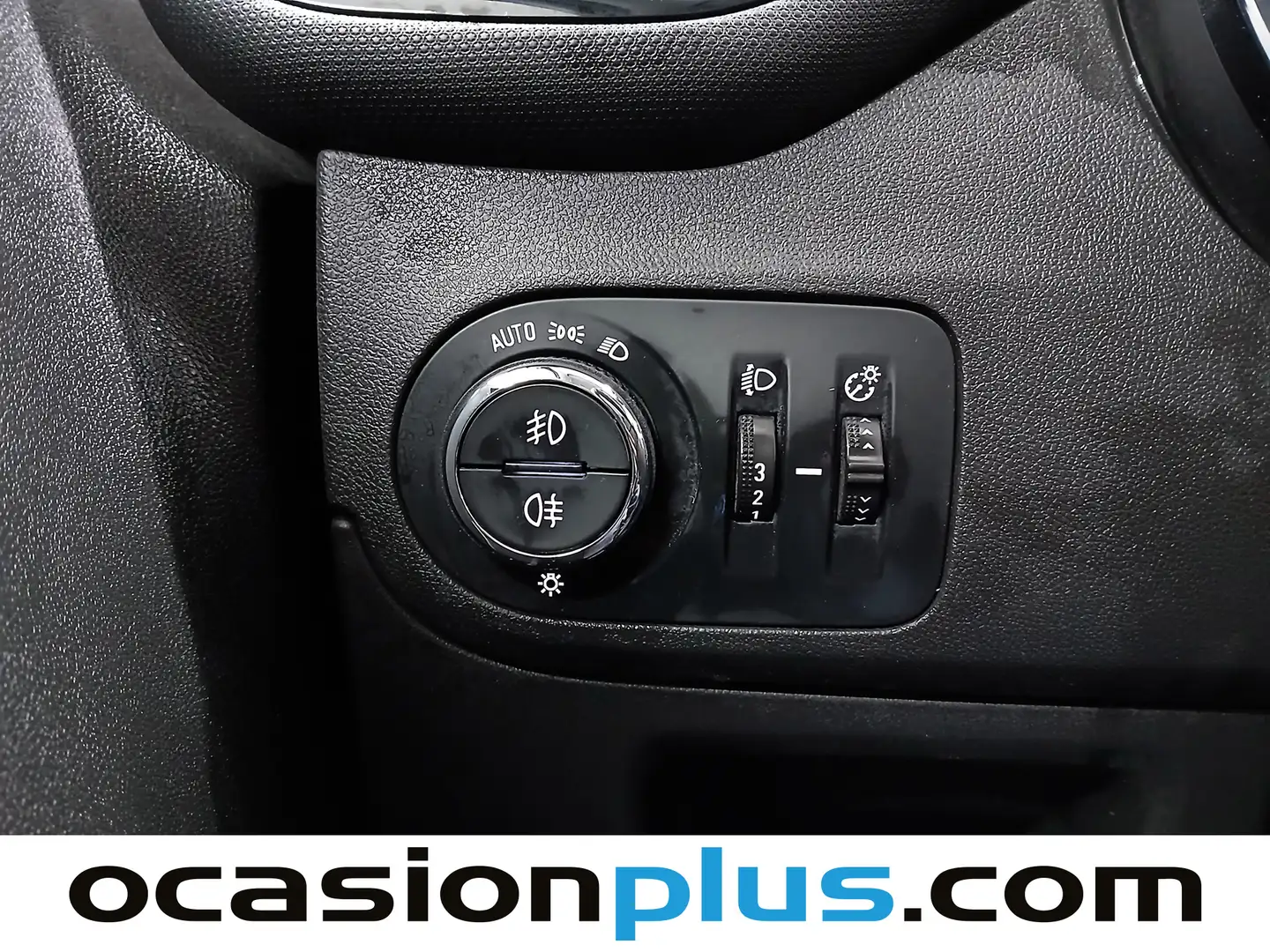 Foto Opel Crossland Opel Crossland 1.2 Edition (110 CV)