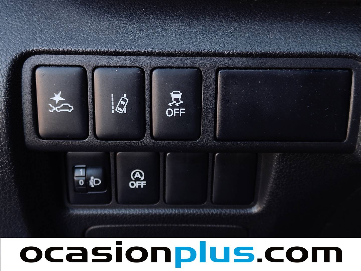 Equipamiento del Mitsubishi Eclipse Cross Mitsubishi Eclipse Cross 150T Challenge (163 CV)