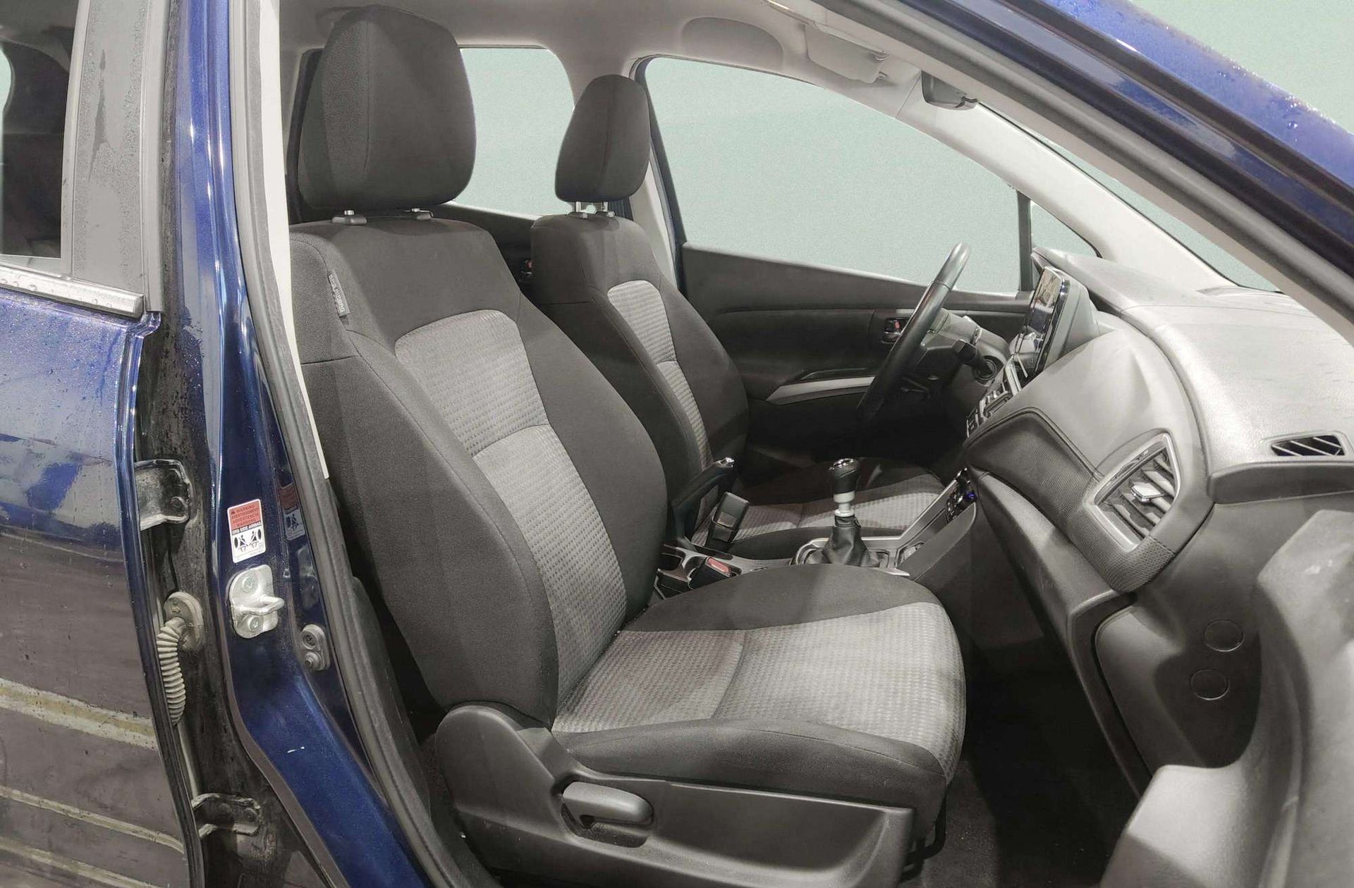 Suzuki S-Cross 1.4T Mild Hybrid S2 4WD - foto 18