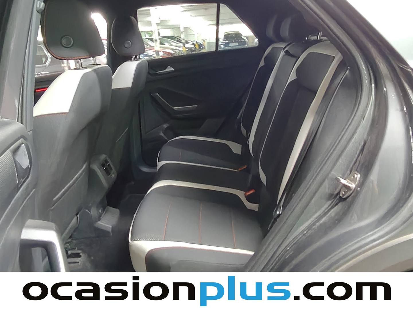 Foto Volkswagen T-Roc Volkswagen T-Roc Sport 1.0 TSI (115 CV)