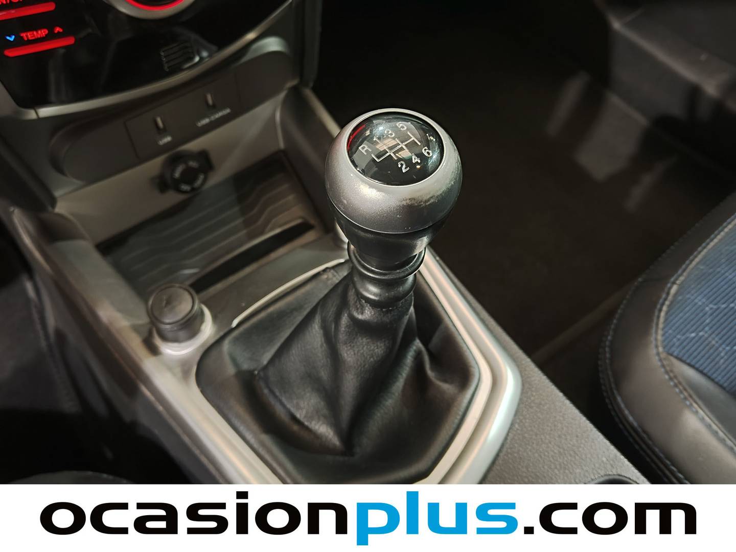 Foto SsangYong Tivoli Ssangyong Tivoli D16T Limited 4x2 (115 CV)