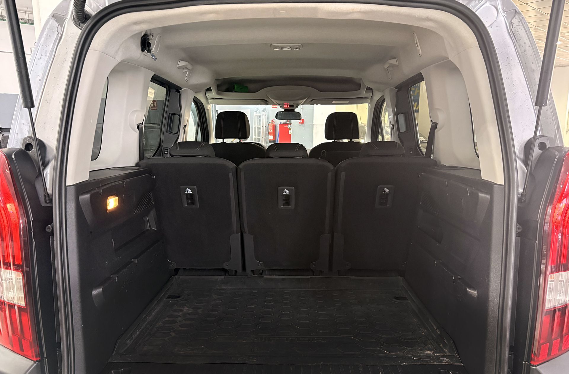 Peugeot Rifter BlueHDi 100 GT Line Standard - foto 15