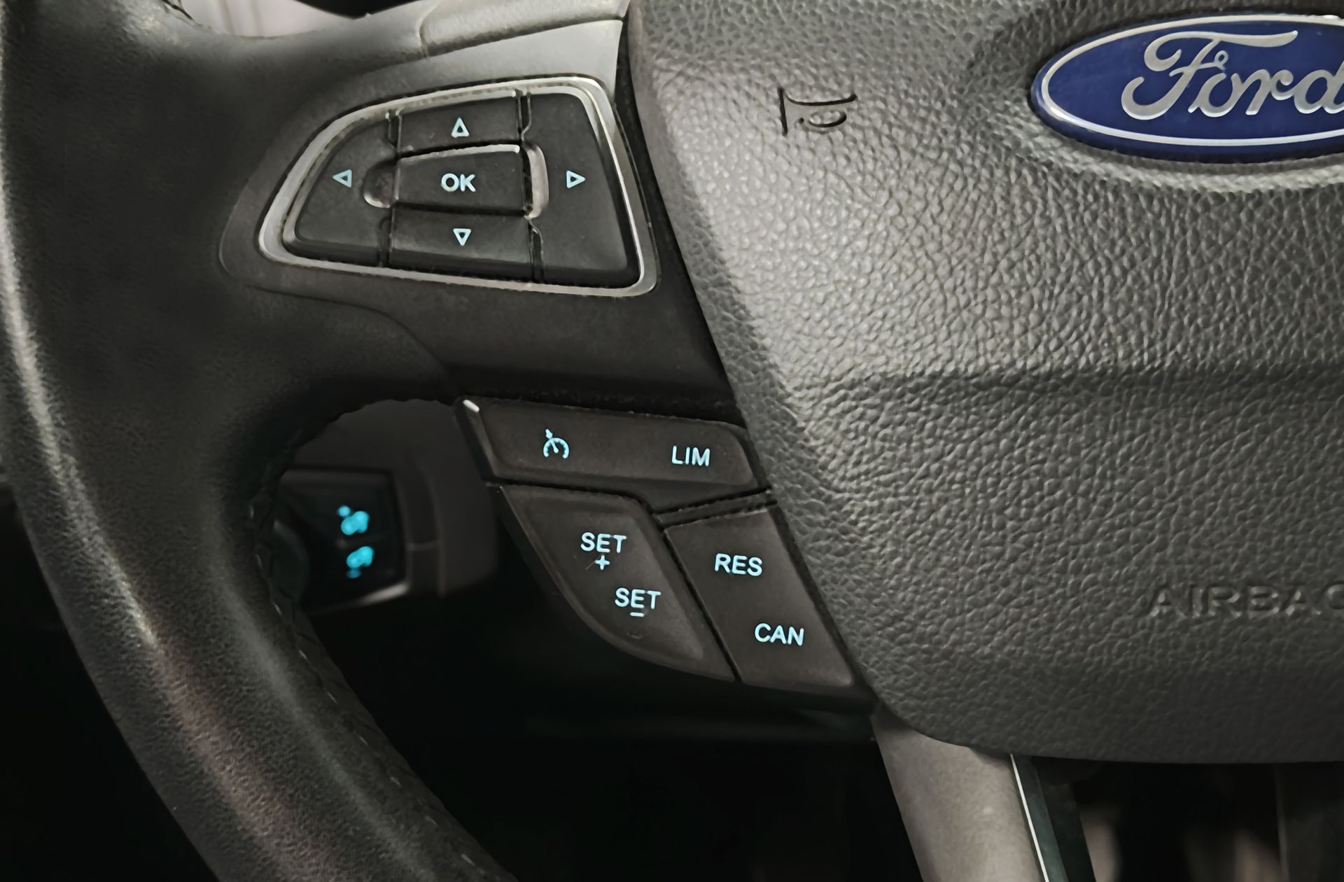 Ford Focus 1.0 EcoBoost Trend+ - foto 20
