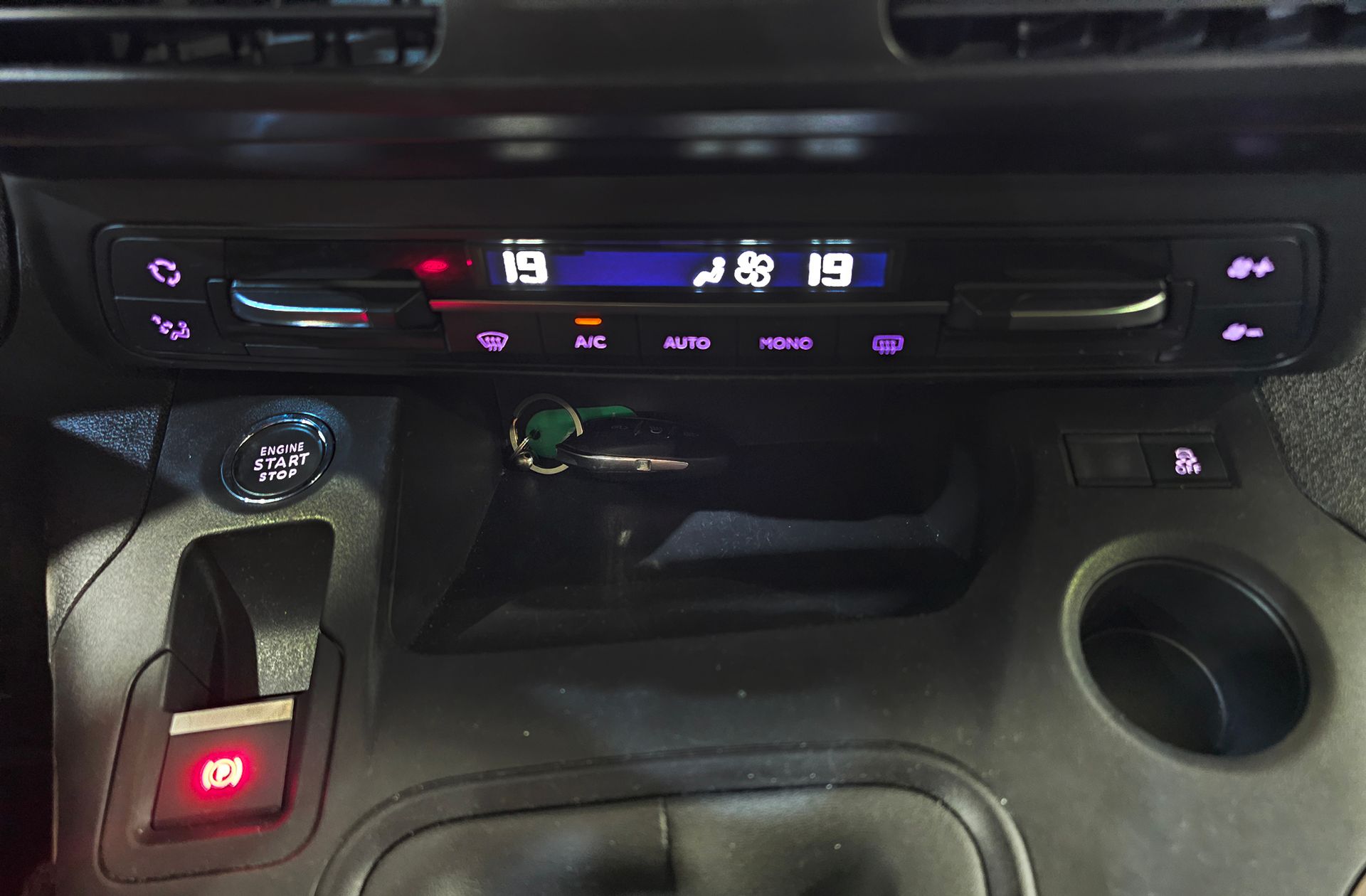 Peugeot Rifter PureTech 110 GT Line Standard - foto 31