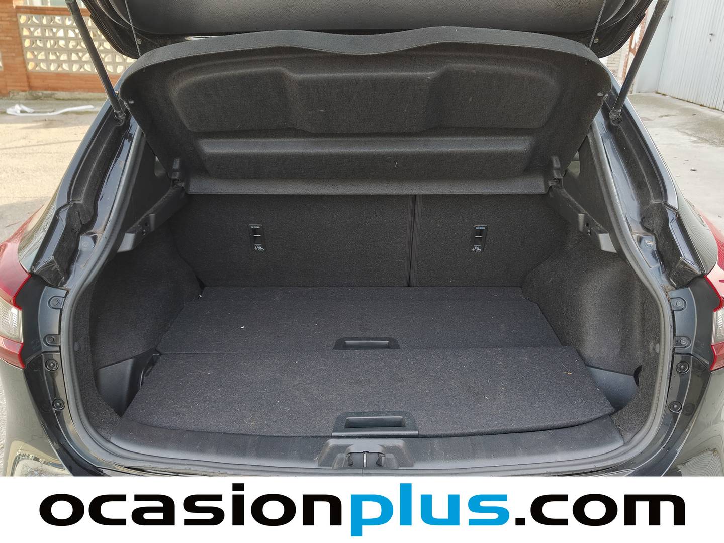 Foto Nissan QASHQAI Nissan Qashqai DIG-T 140 N-Connecta 4x2 (140 CV)