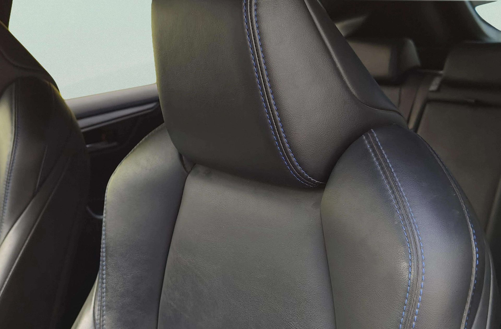 Toyota RAV4 2.5l hybrid Feel! - foto 7