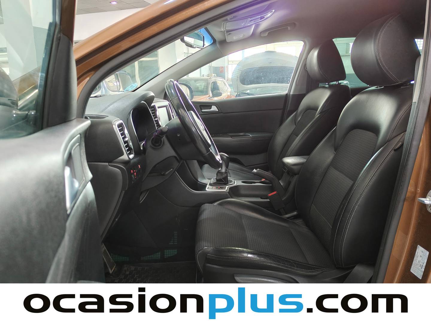 Foto asientos delanteros KIA Sportage Kia Sportage 1.6 GDi (132CV) Drive 4x2