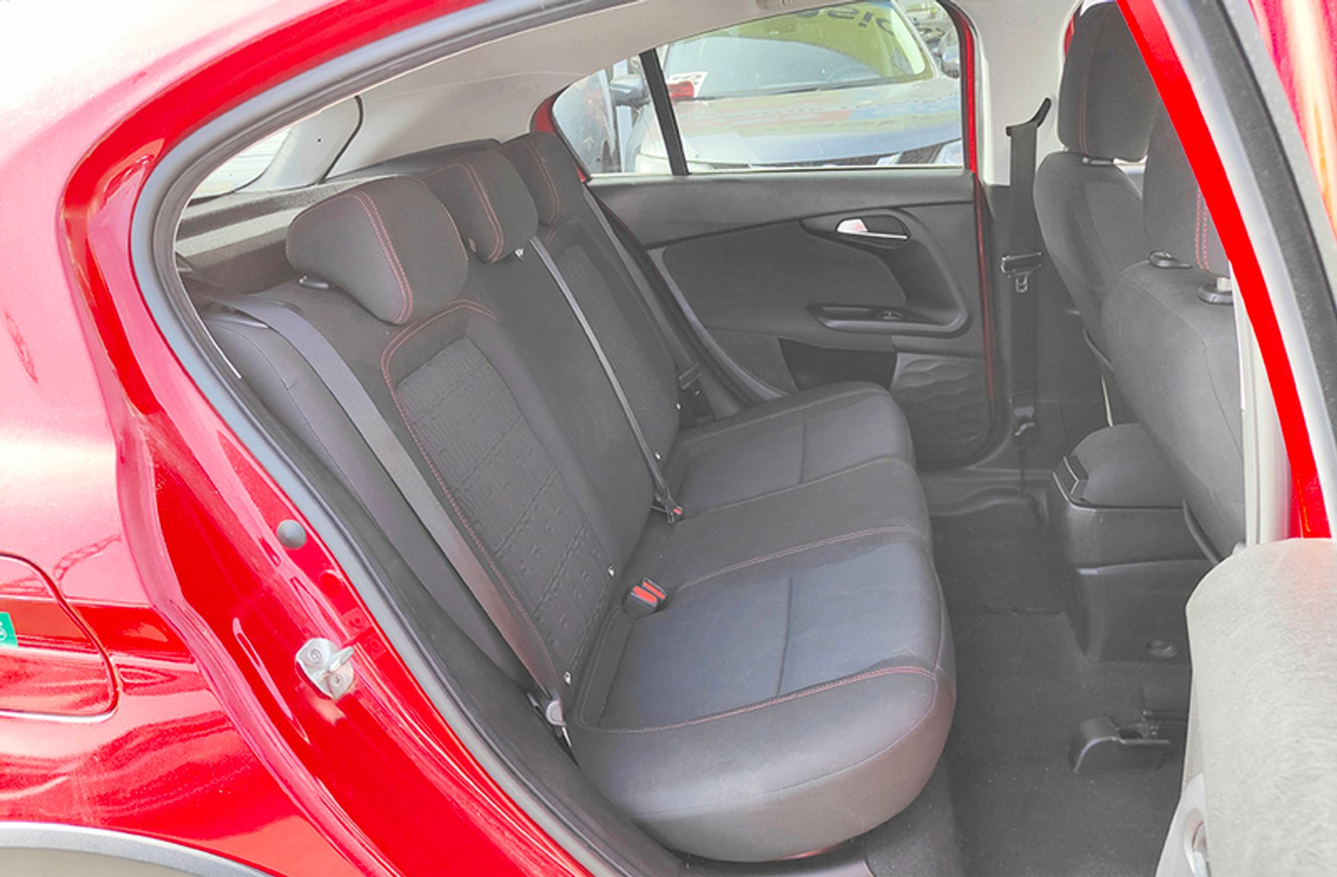 Fiat Tipo 1.5 Hybrid Red DCT - foto 16