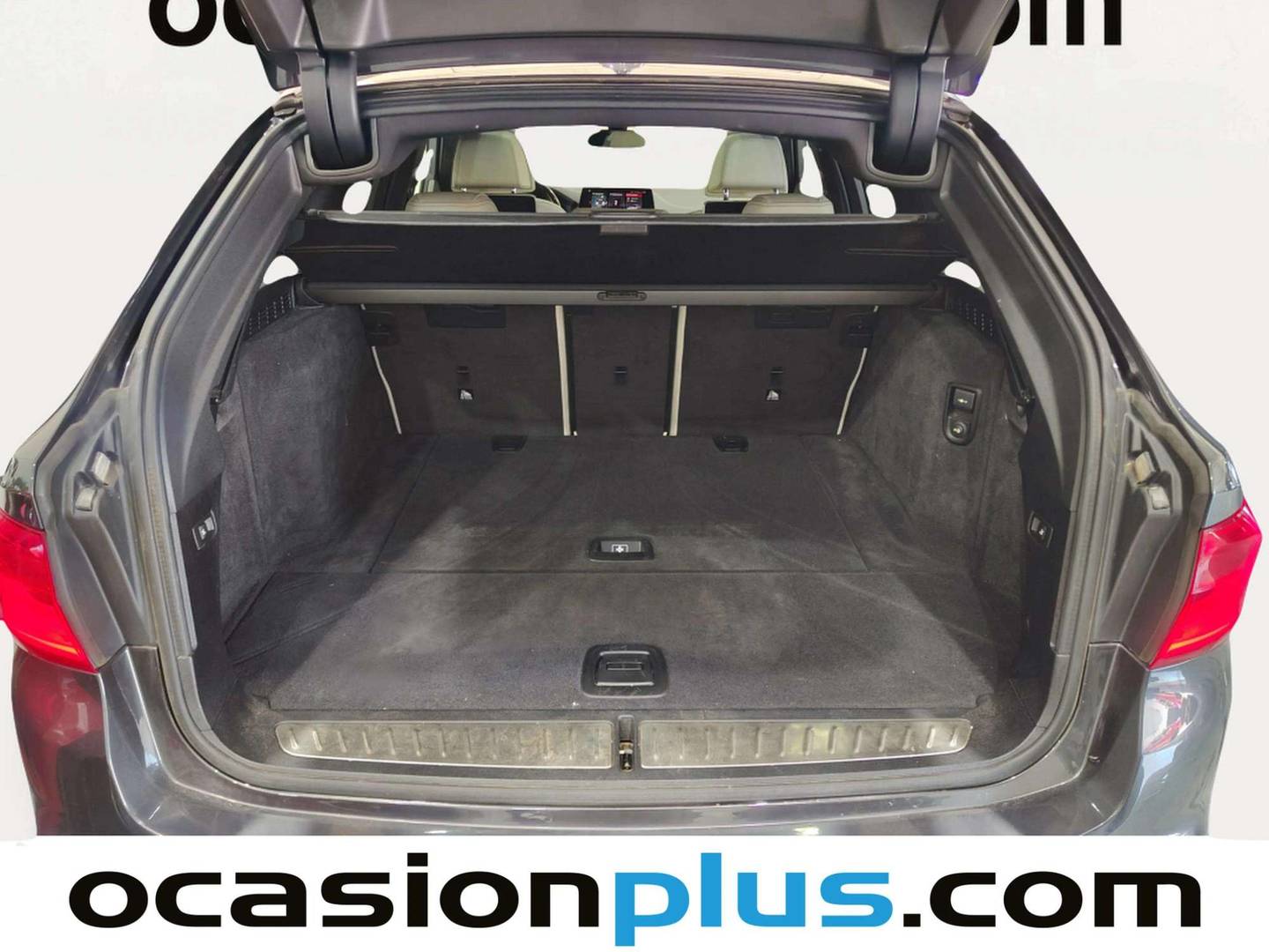 Fotos maletero BMW Serie 5 BMW Serie 5 M550d xDrive Touring (400 CV) Pack M
