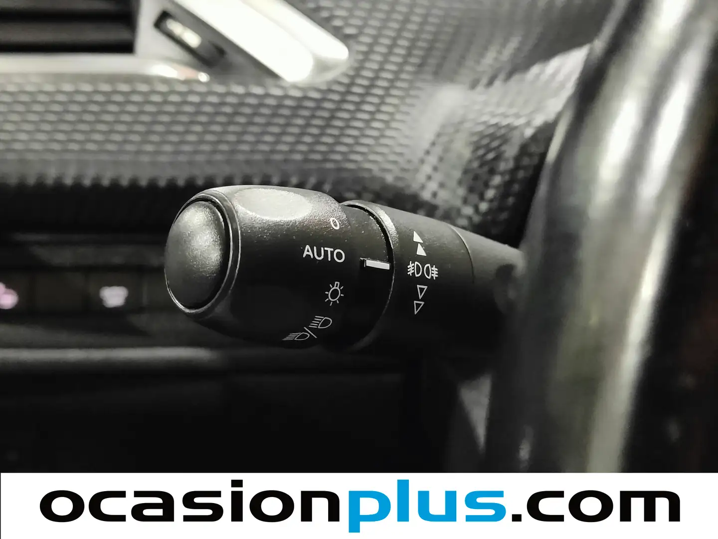 Foto Peugeot 208 Peugeot 208 PureTech 82 S&S Tech Edition (82 CV)