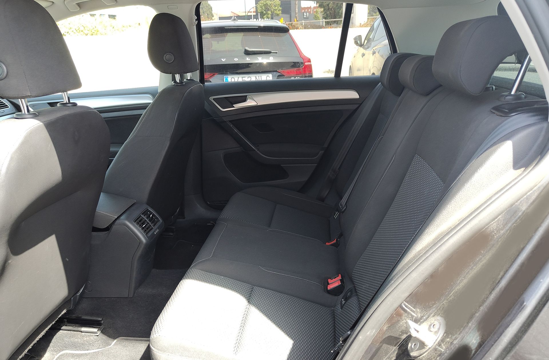 Volkswagen Golf Business 1.0 TSI - foto 10