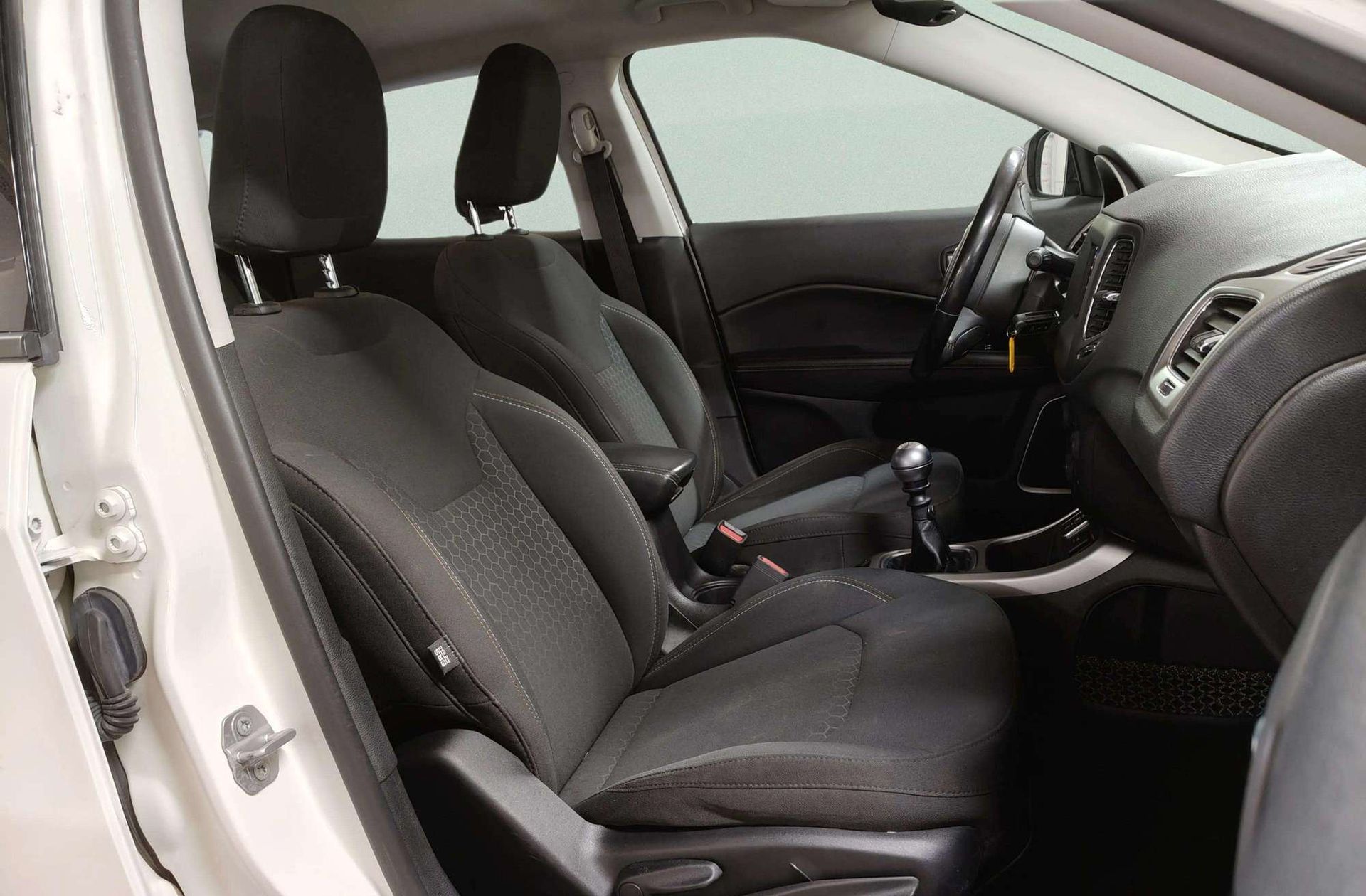 Jeep Compass 1.6 MultiJet Longitude 4x2 - foto 14
