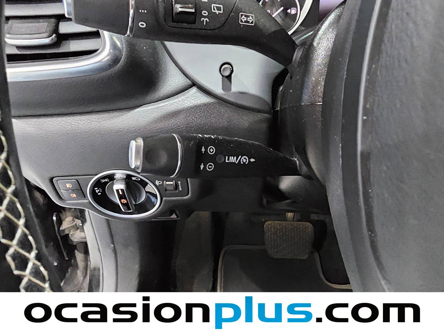 Foto Infiniti Q30 Infiniti Q30 2.2D Premium 7DCT (170 CV)