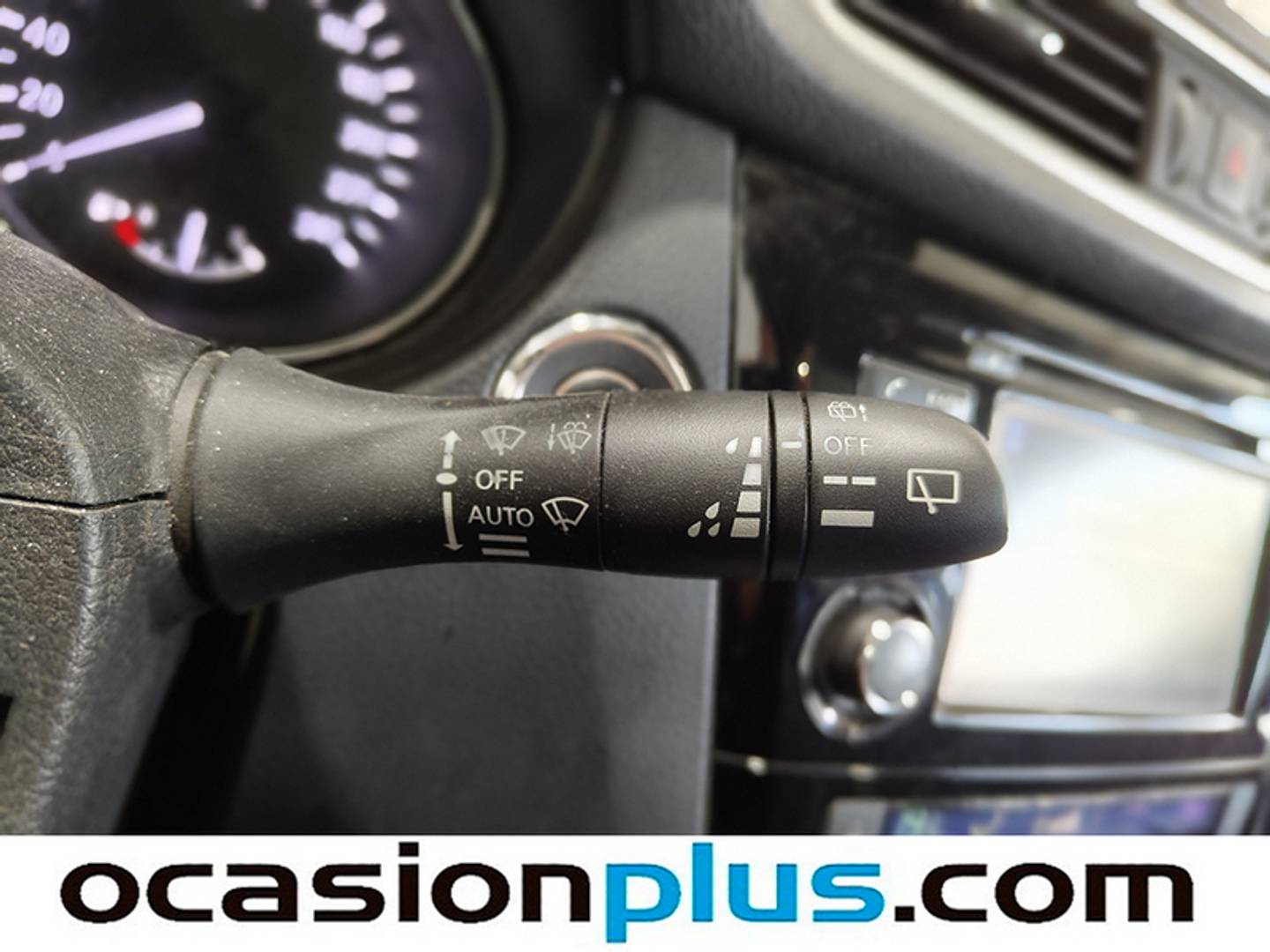 Foto Nissan QASHQAI Nissan Qashqai 1.6 dCi N-Connecta 4x2 XTronic (130 CV)