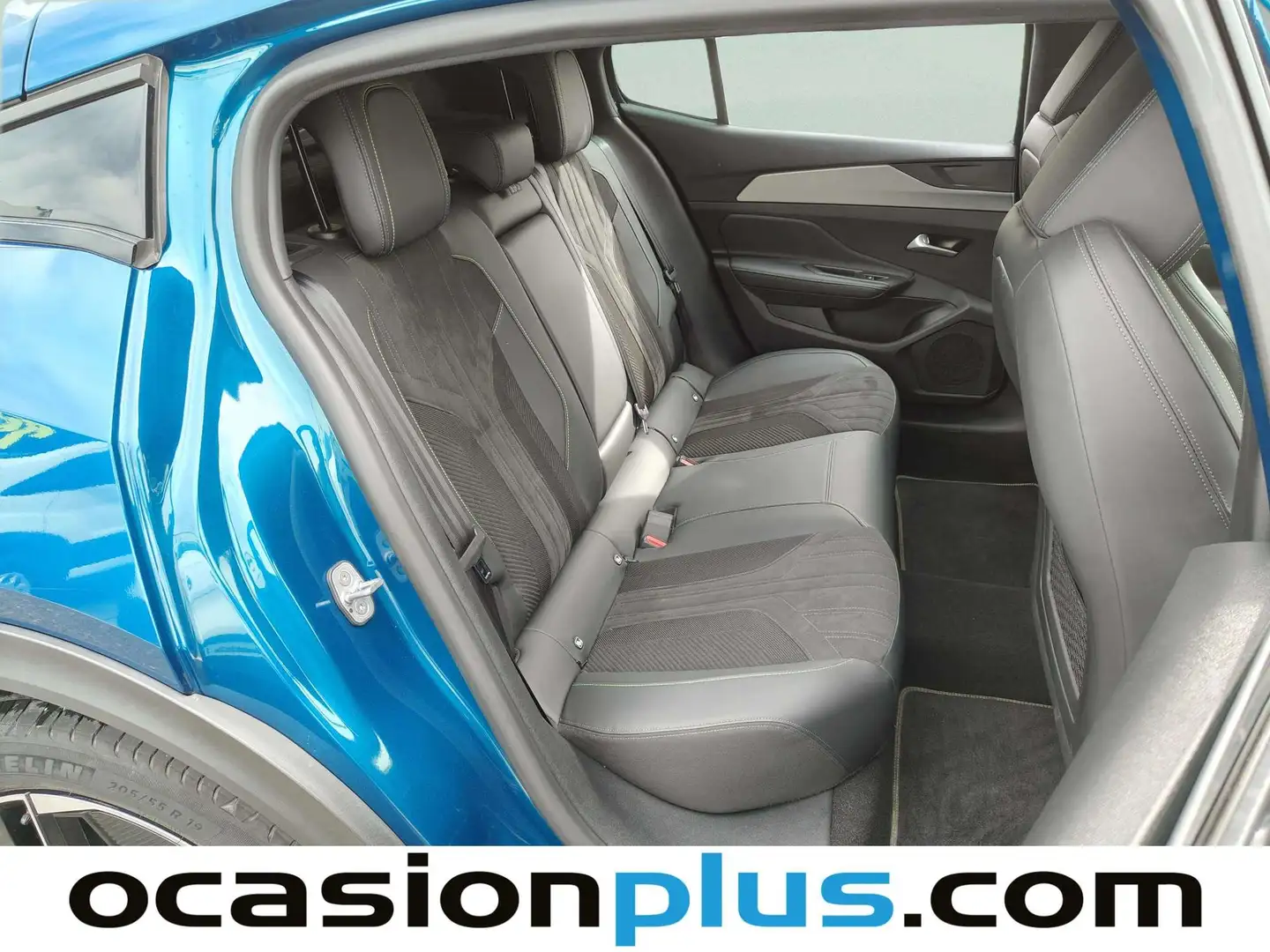 Foto Peugeot 408 Peugeot 408 GT Puretech EAT8 (130 CV)