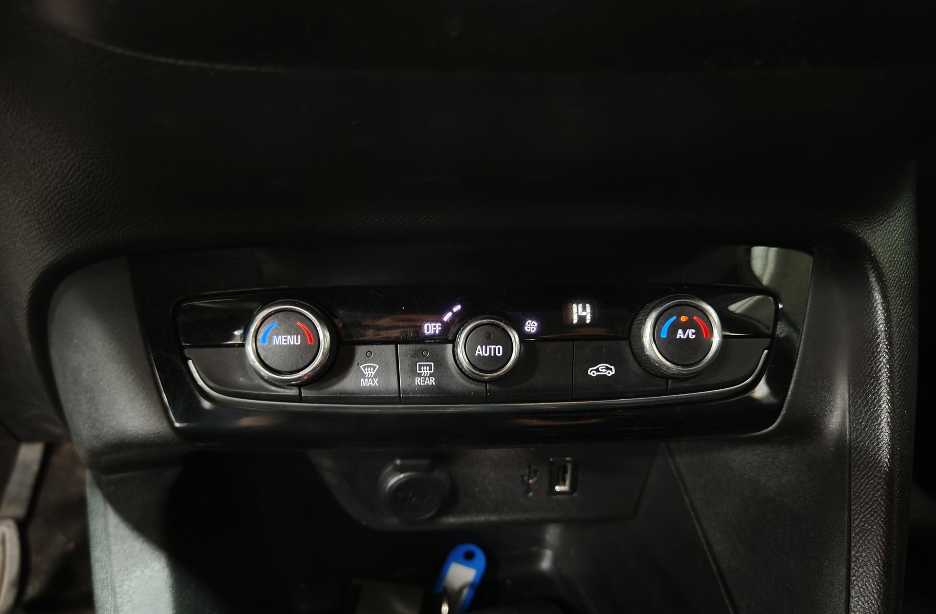 Opel Corsa Elegance-e - foto 30