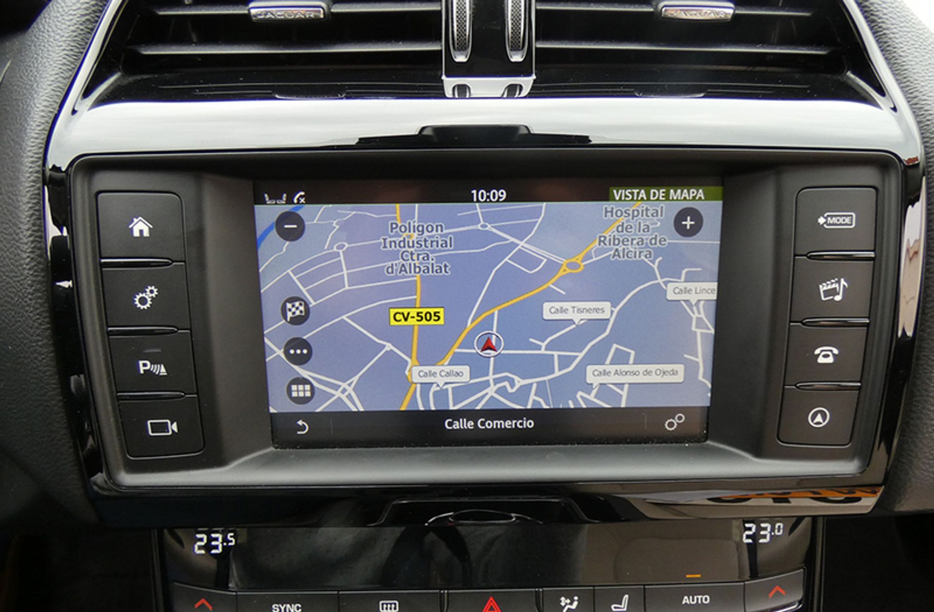 Jaguar XE 2.0 Diesel Pure RWD - foto 7