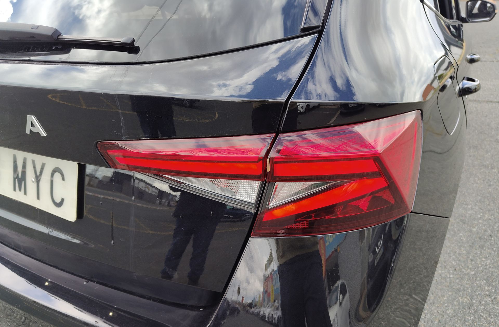 Škoda Fabia 1.0 TSI Selection DSG - foto 15
