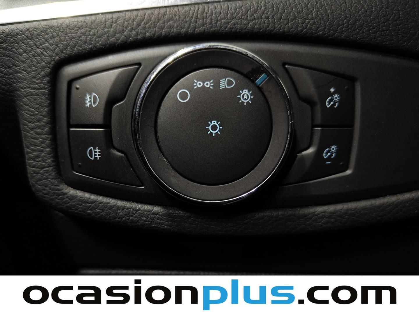 Ford S-MAX Ford S-Max 2.5 Duratec Atkinson FHEV Titanium Auto (190 CV) 7 Plazas seminuevo