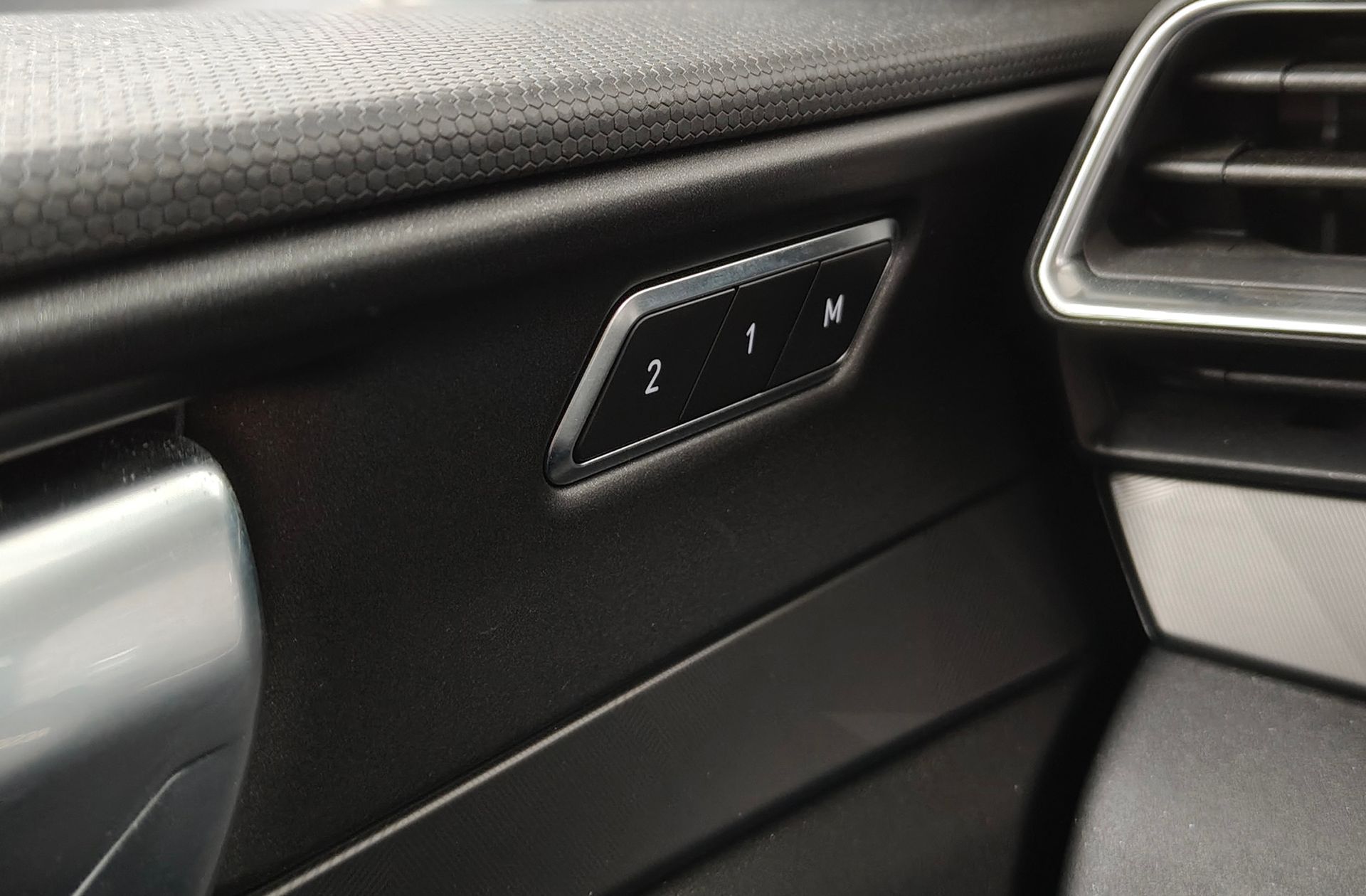 Lynk & Co 01 1.5 PHEV - foto 12