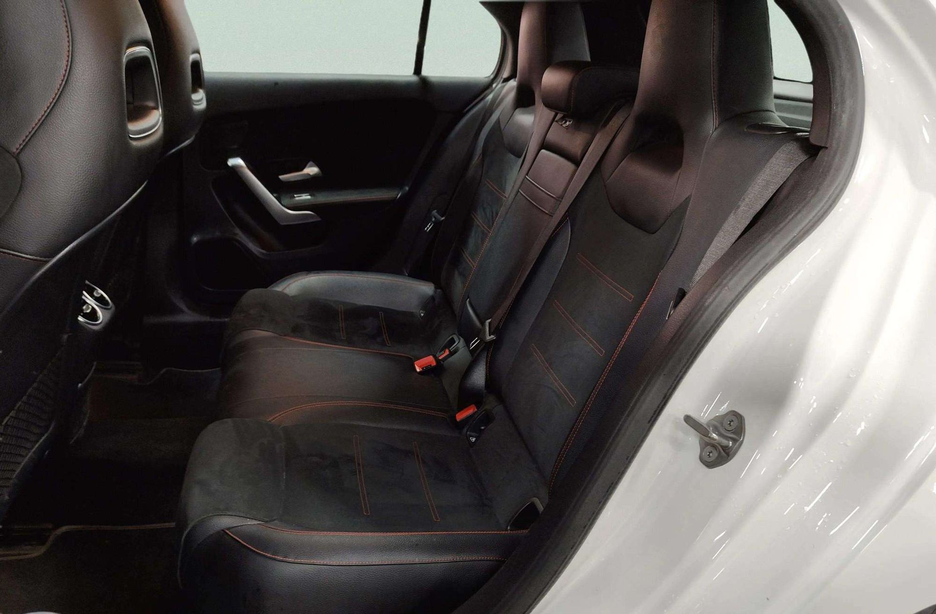 Mercedes-Benz Clase A 180 d Pack AMG - foto 17