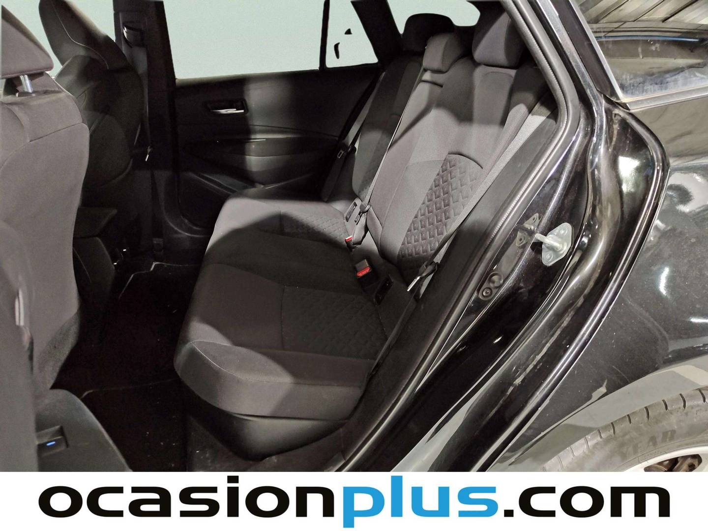 Foto asientos traseros Toyota Corolla Toyota Corolla Touring Sport 125H Active (122 CV)