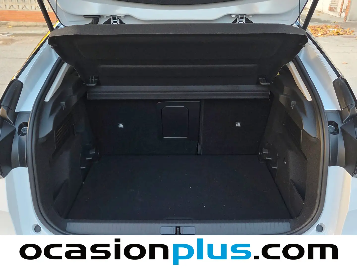 Foto Citroën C4 Citroen C4 Hybrid 136 e-DCS6 Max (136 CV)