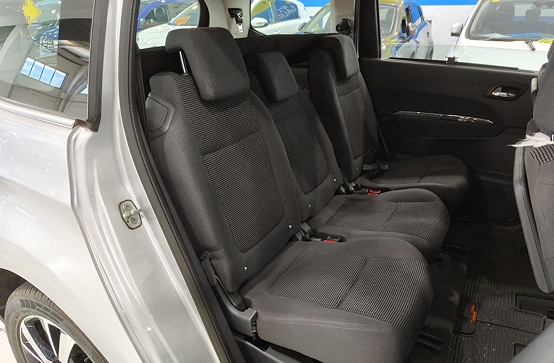 Peugeot 5008 Active VTi 7 plazas - foto 17