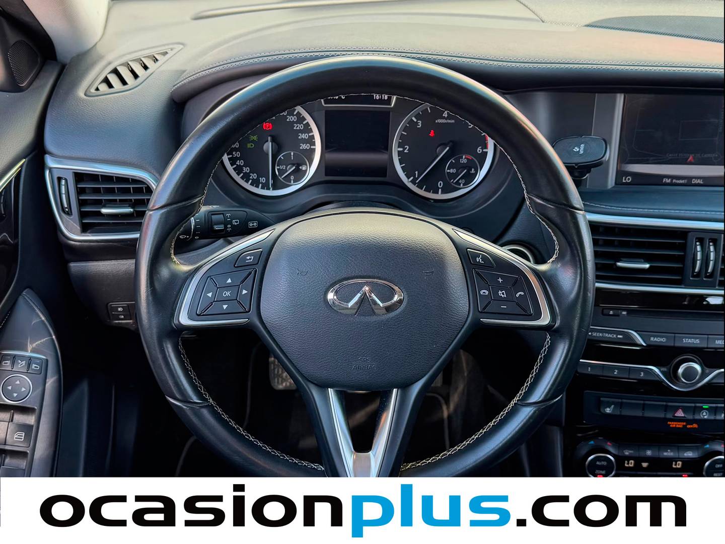 Infiniti Q30 Infiniti Q30 1.6 TC Premium 7DCT (156 CV) automático