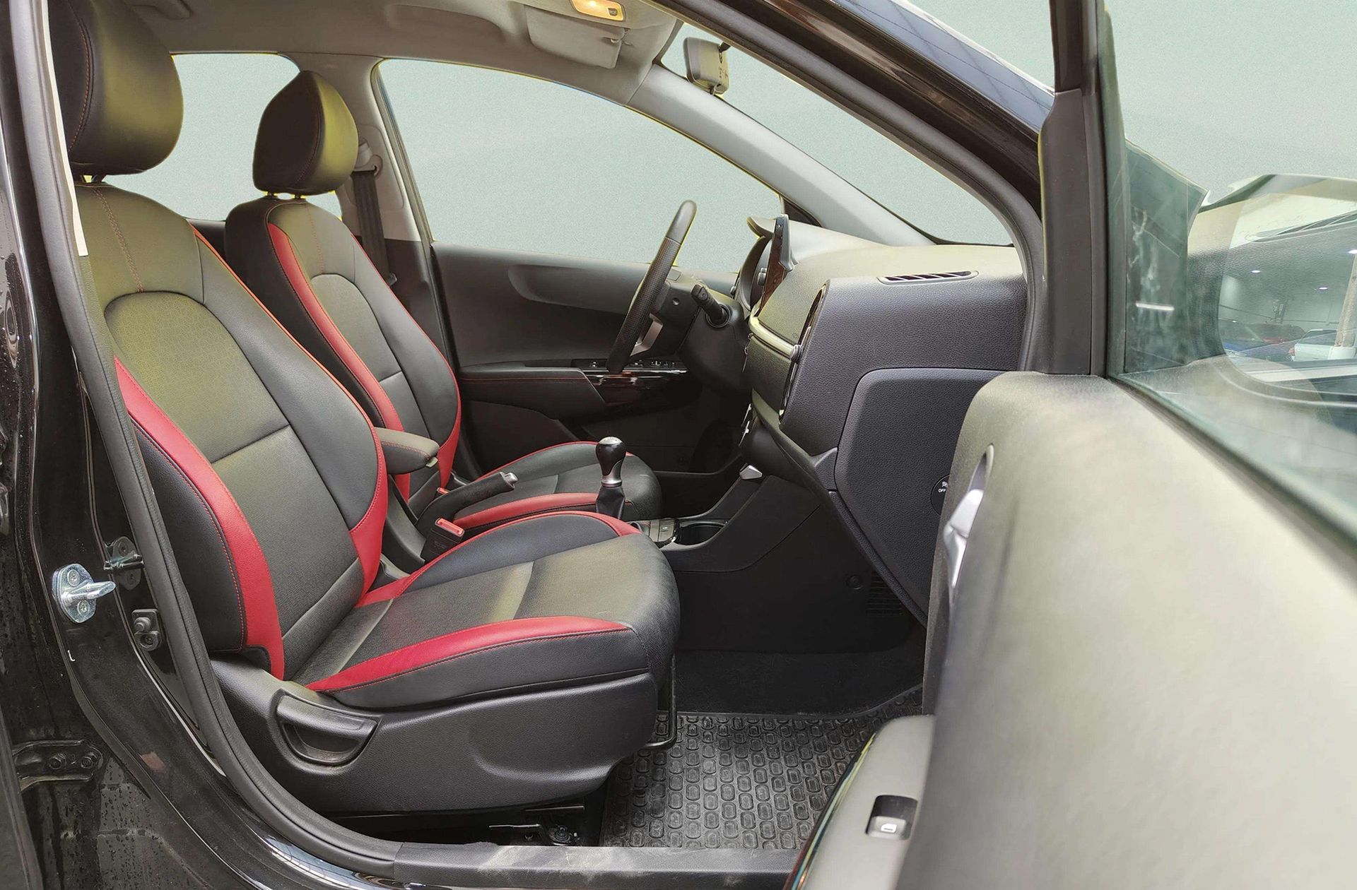 Kia Picanto 1.2 DPi GT Line - foto 17